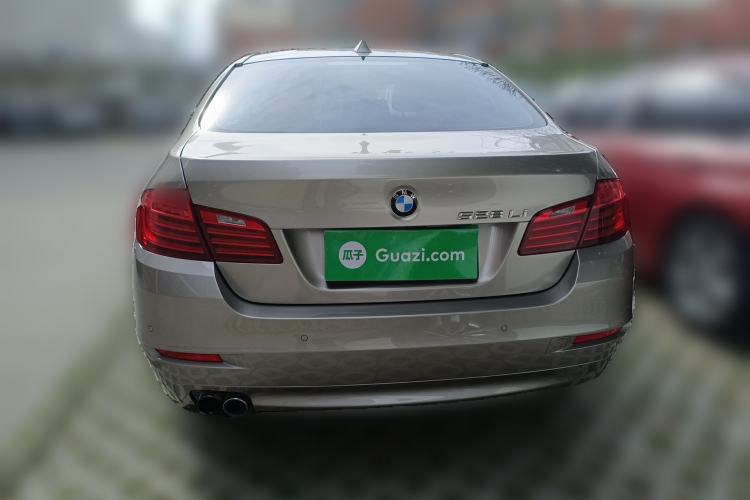 Used BMW 5 Series 2014 528Li Leading Model
