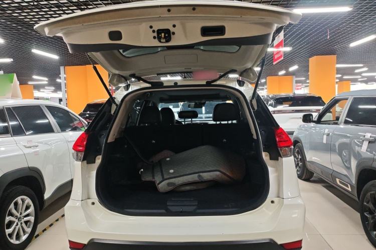 Used Nissan X-Trail 2019 2.0L CVT Smart Connect Comfort Edition 2WD