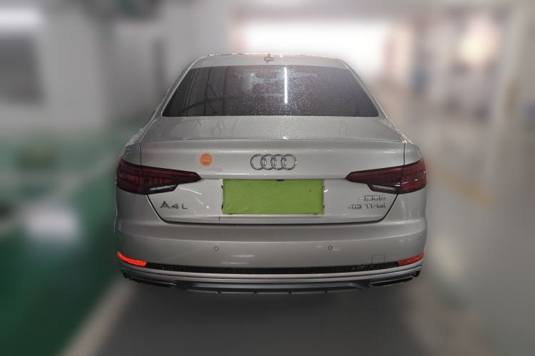 Used Audi A4L 2019 40 TFSI Fashion Edition China VI Emission Standard
