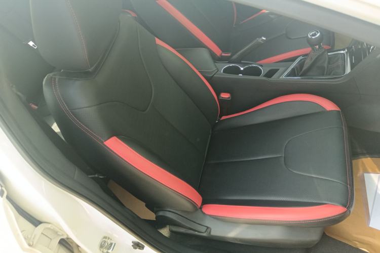 Used Venucia D60 2020 1.6L Entry Manual Comfort Edition
