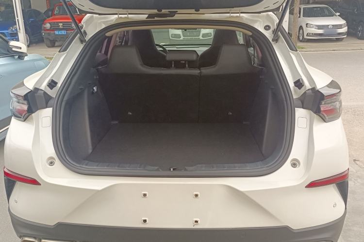 Used CHANGAN UNI-T 2020 1.5T Prestige Version
