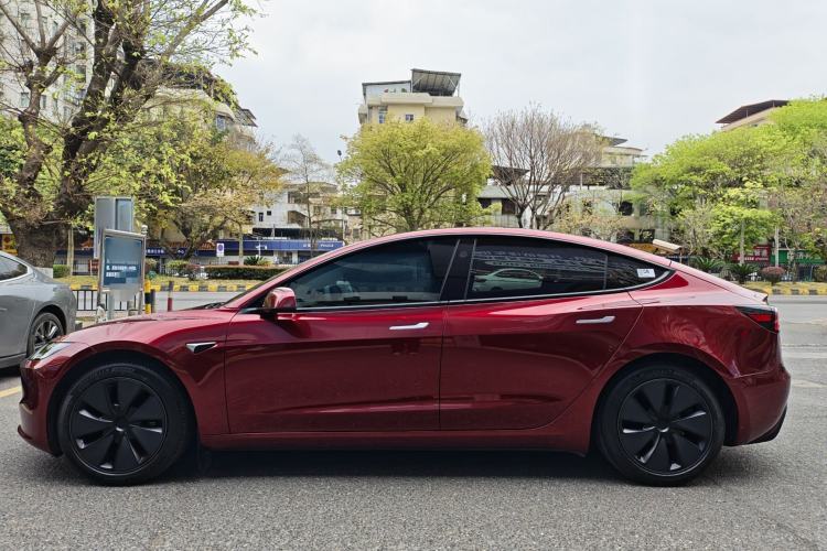 Used Tesla Model 3 2023 Rear-Wheel-Drive Version