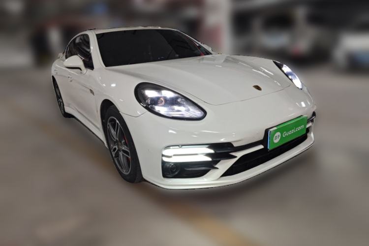 Used Porsche Panamera 