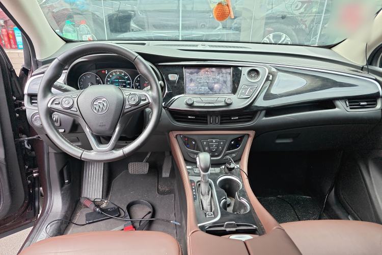 Used Buick Envision 2018 28T Four-Wheel Drive Luxury Model Center Console