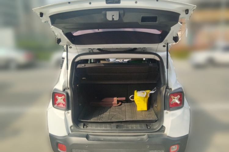 Used Jeep Renegade 2016 1.4T Automatic Jingneng Version+
