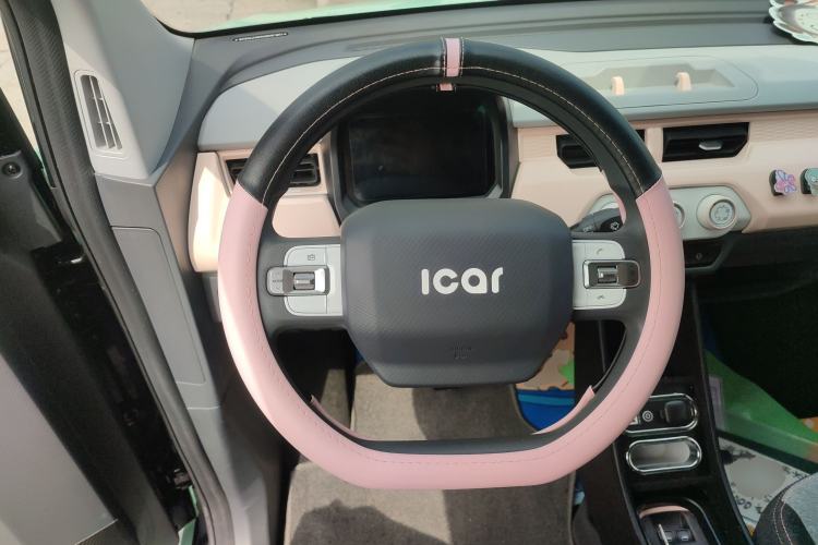 Used Chery QQ Ice Cream 2022 170km Sundae Phosphate Lithium-Ion Steering Wheel