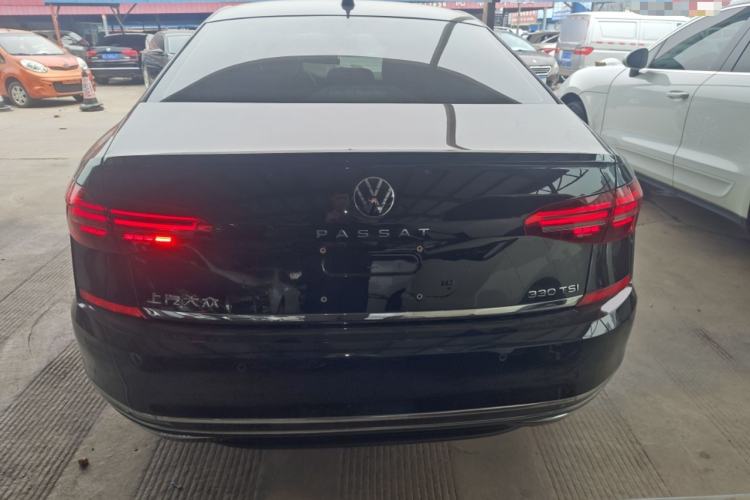 Used Volkswagen Passat 2021 330TSI Luxury Edition Rear