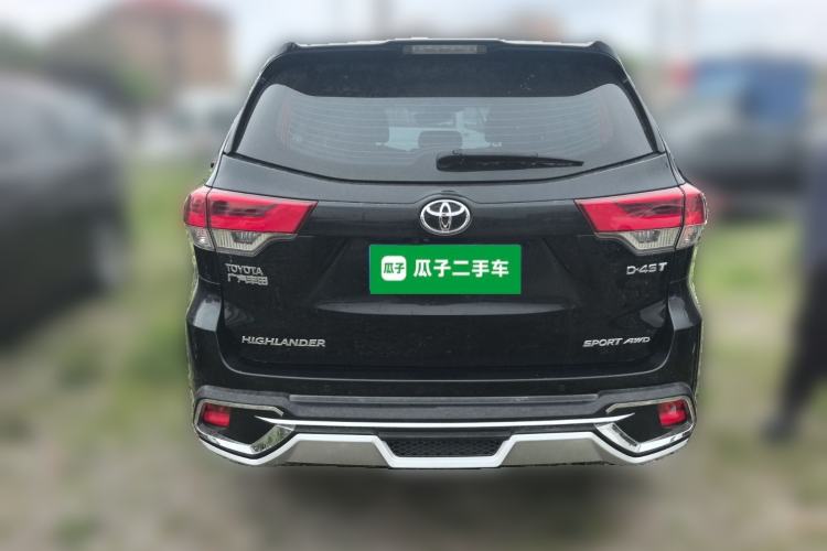 Used Toyota Highlander 2018 2.0T Four-Wheel Drive Luxury Edition 7 Seats China V Emission Standard Rear