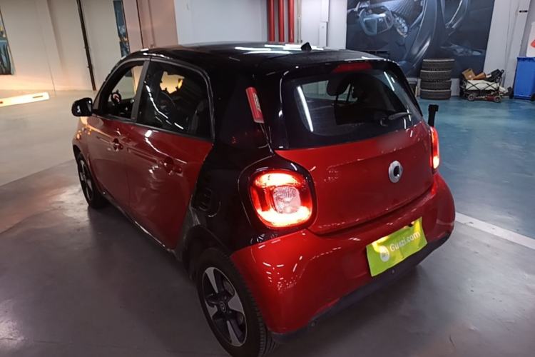 Used smart forfour 2018 0.9T 66 kW Fashion Edition