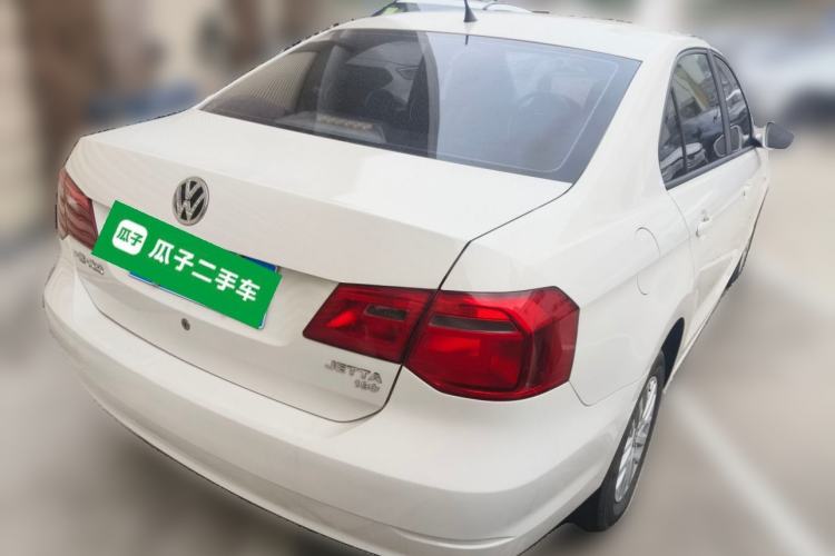 Used Volkswagen Jetta 2015 1.6L Automatic Fashion Model Rear Right 45 Deg