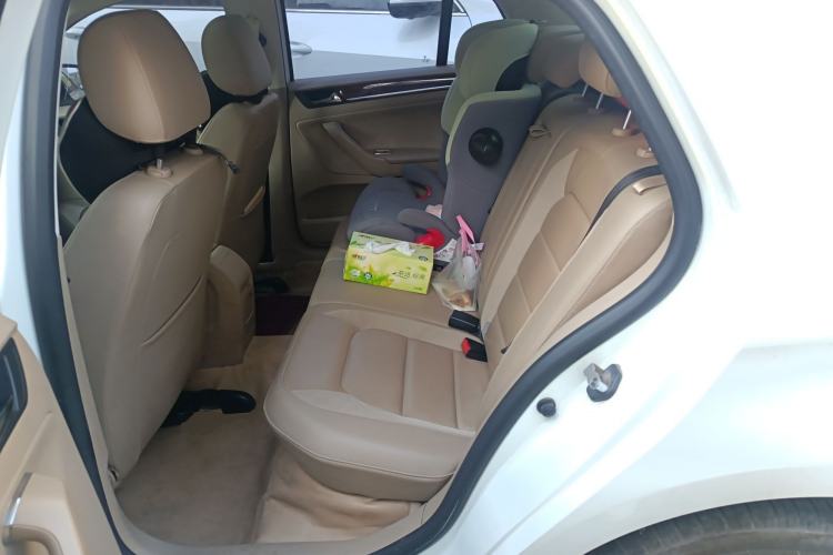 Used Volkswagen Bora 2015 Value Edition 1.6L Automatic Comfort Version