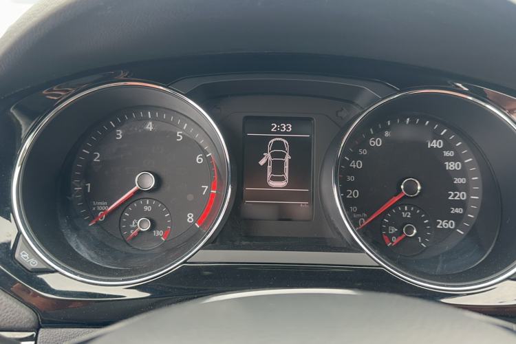 Used Volkswagen Sagitar 2018 280TSI DSG Ignite Edition Instrument Cluster