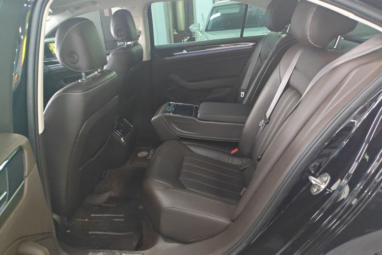 Used Volkswagen Phideon 2021 380TSI Luxury Edition Left Rear Seat