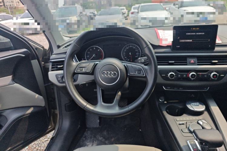 Used Audi A4L 2017 40 TFSI Ambition Edition Steering Wheel