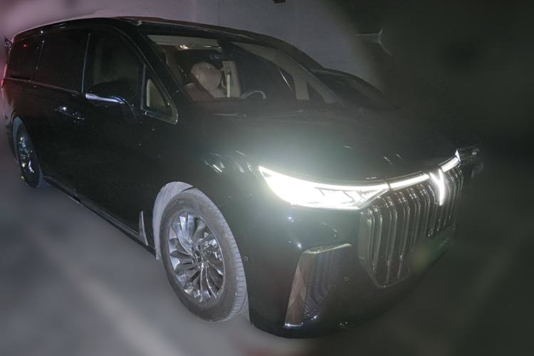 Used VOYAH Dream 2024 PHEV Ultra-Long Range Flagship Edition