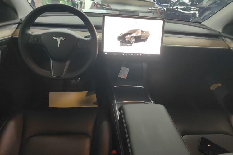 Used Tesla Model Y 2022 Revised Version Long-Range All-Wheel Drive Center Console