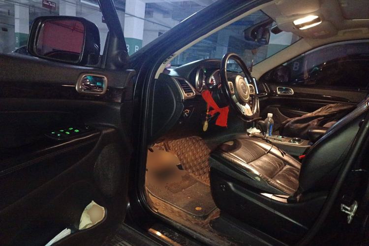 Used Jeep Grand Cherokee 2011 Revised Version 3.6L Comfort Edition
