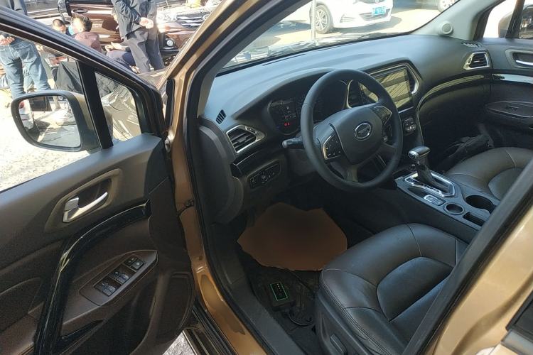 Used GAC Trumpchi GS4 2016 235T G-DCT Luxury Edition Driver Seat