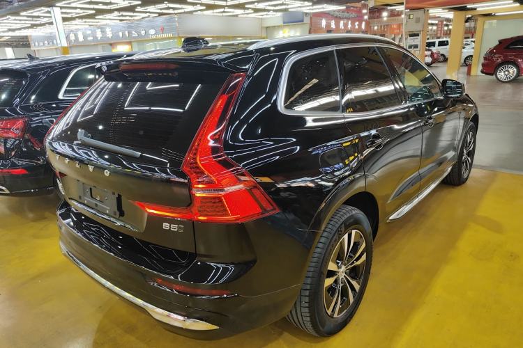Used Volvo XC60 2025 B5 4x4 Smart Luxury Edition
