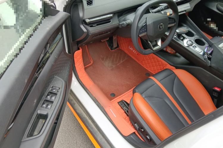 Used CHANGAN UNI-V 2024 1.5T Prestige Sport Edition
