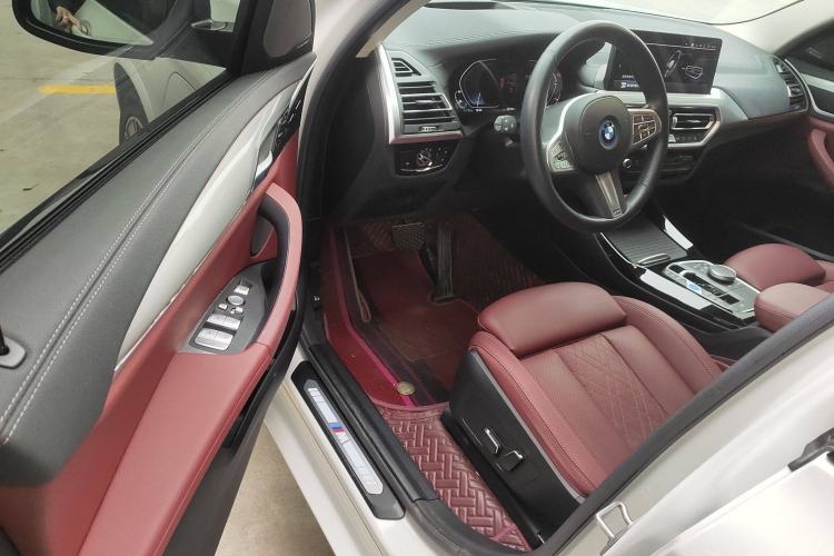 Used BMW iX3 2023 Leading Type
