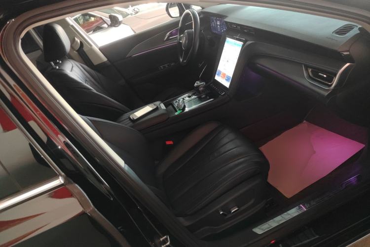 Used Hongqi H5 2023 2.0T Automatic Smart Connect Flagship Edition Right Front Seat