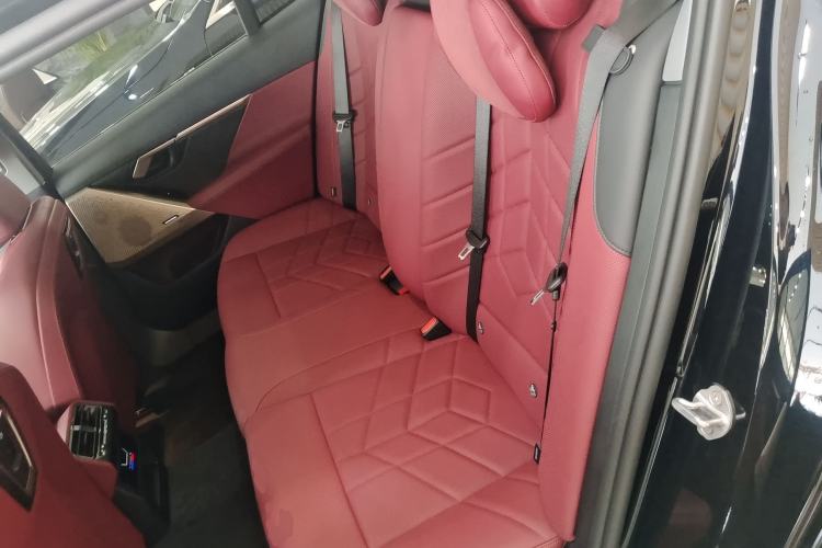 Used BMW 5 Series 2025 530Li Leading Model M Sport Package Left Rear Seat