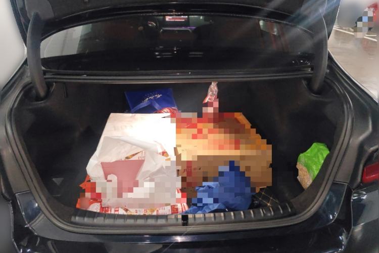 Used BMW 5 Series 2022 Second Facelift 530Li Luxury Version M Sport Package Trunk