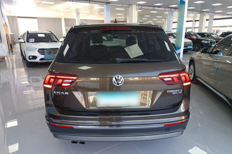 Used Volkswagen Tiguan L 2017 330TSI Automatic Two-Wheel Drive Comfort Edition Rear