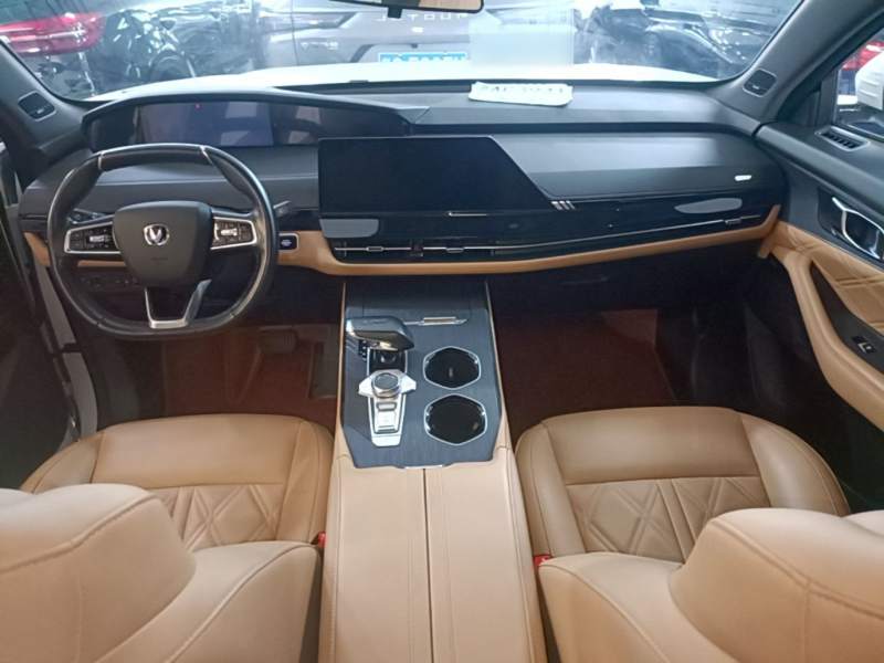 Used CHANGAN UNI-K 2023 2.0T Two-Wheel Drive Enjoyment Version — 9