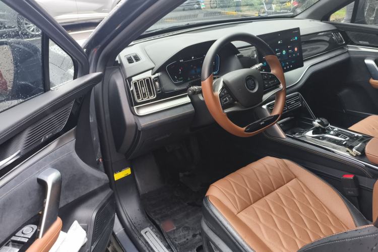 Used BYD Tang New Energy 2021 DM-i 112KM Prestige Model
