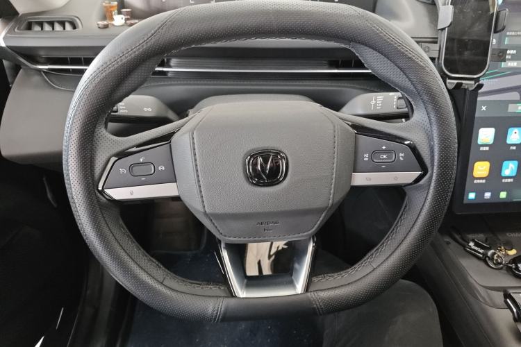 Used CHANGAN Eado 2025 Blue Whale 1.5T 500Bar Prestige Model
