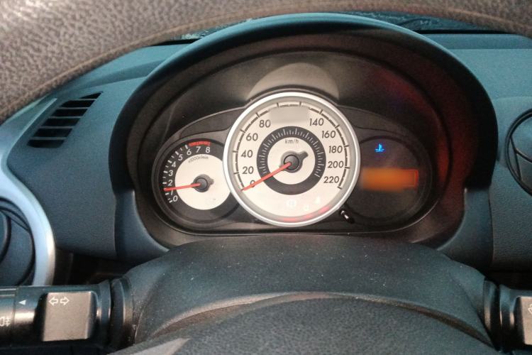 Used Mazda Mazda 2 2012 Hatchback Xuan Dong 1.3L Automatic Standard Edition