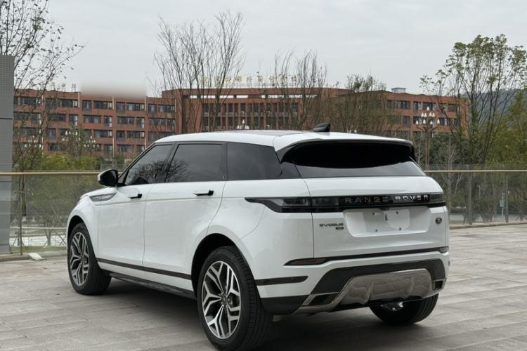 Used Land Rover Range Rover Evoque 2023 Aurora L 249 PS Luxury Edition
