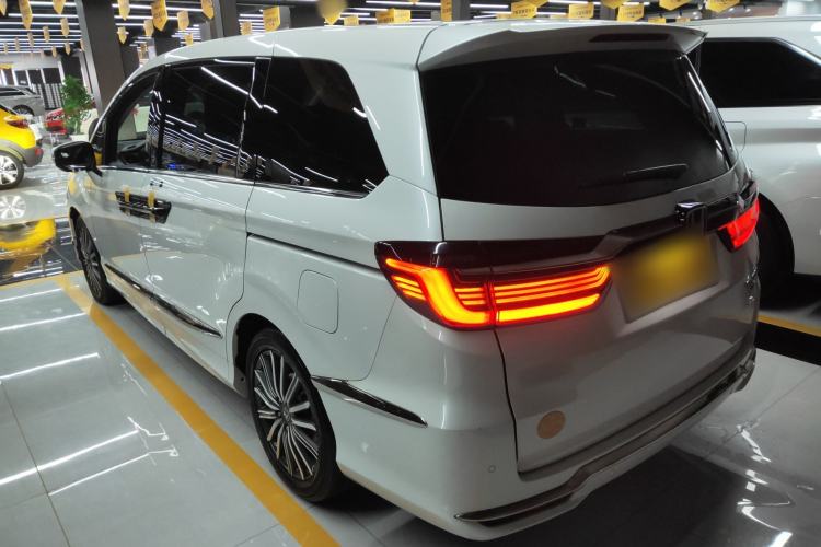 Used Honda Elysion 2022 2.0L eHEV Luxury Edition