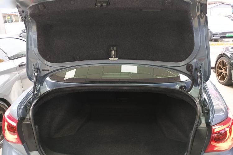 Used Infiniti Q50 2014 3.7L Luxury Sport Edition Trunk