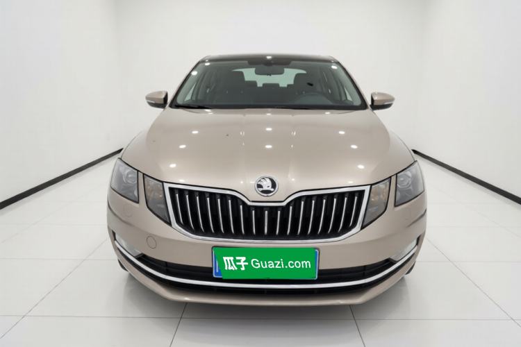 Used Skoda Octavia 2018 TSI230 DSG Luxury Edition Front