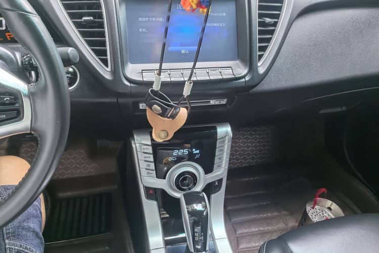 Used Luxgen 5 2013 1.8T Automatic Prestige Model
