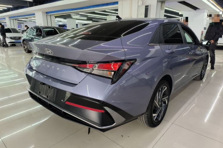 Used Hyundai Elantra 2023 1.5L CVT GLX Elite Edition Rear Right 45 Deg