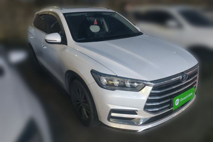 Used BYD Song 2021 Classic Edition 1.5T Automatic Elite Model Front Right 45 Deg