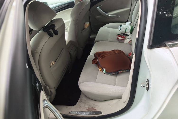 Used Citroen C5 2014 2.0L Automatic Zunyue Model Left Rear Seat