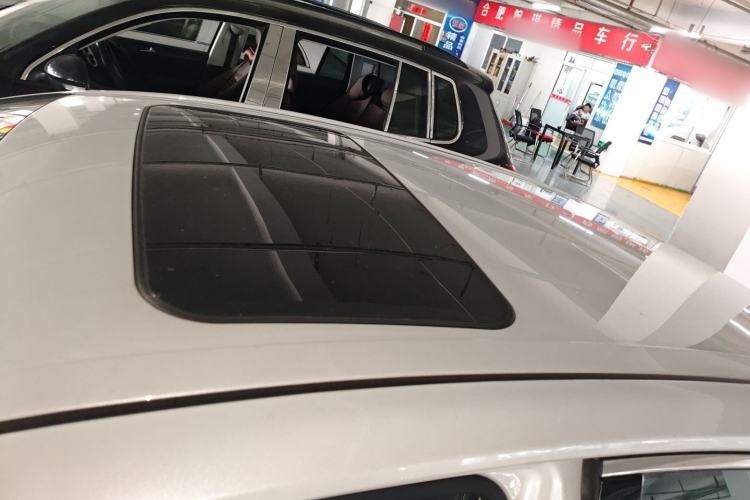 Used Toyota Camry 2024 Dual-Motor 2.0 HGVP Luxury Edition Roof