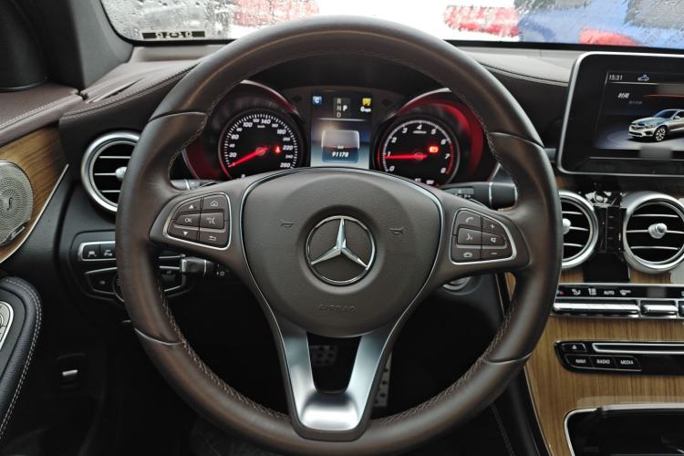 Used Mercedes-Benz GLC Coupe 2018 GLC 260 4MATIC Coupe SUV
