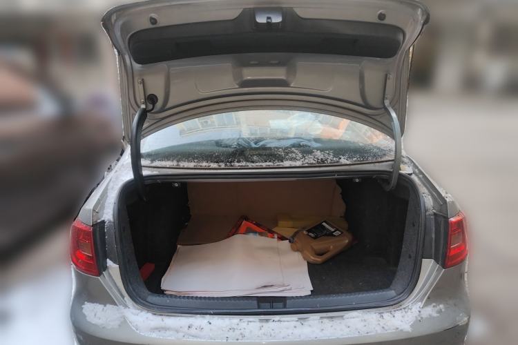 Used Volkswagen Sagitar 2012 1.4TSI Manual Luxury Model Trunk