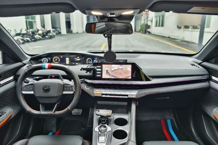 Used CHANGAN UNI-V 2022 1.5T Sport Edition
