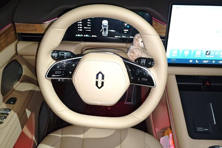 Used Hima AITO M7 2024 1.5T Intelligent Driving Rear-Drive Pro Version 5 Seats
