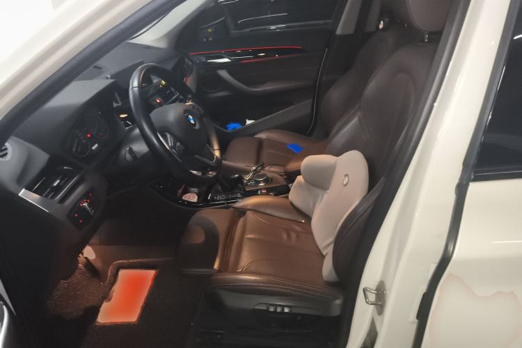 Used BMW X1 2016 xDrive20Li Luxury Model
