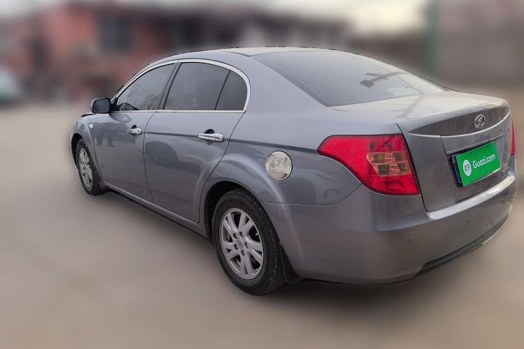 Used Bestune B50 2011 1.6L manual fashion version
