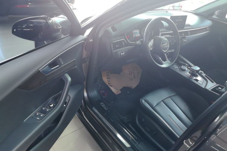 Used Audi A4L 2018 30th Anniversary Edition 40 TFSI Trendy Model