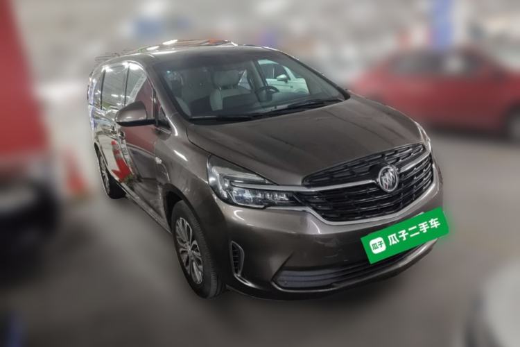 Used Buick GL8 2022 Land Cruiser Executive Class 652T Comfort Model Front Right 45 Deg